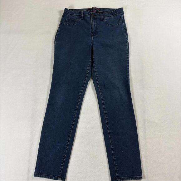 Gloria Vanderbilt Denim - Straight Leg Stretch Jeans Gloria Vanderbilt Tag 10 Fits Like 30 X 28 Dark Wash